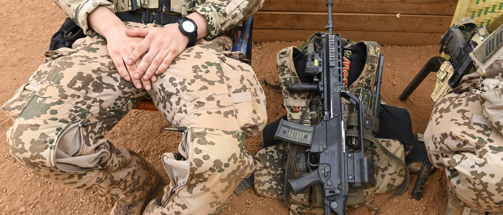 Zwei Bundeswehr-Soldaten in Mali. (Symbolbild)