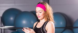 Fitness allein zuhaus funktioniert – dank neuer digitaler Möglichkeiten sogar immer besser.