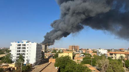 Detonation nahe des Flughafens in der sudanesischen Hauptstadt Khartum