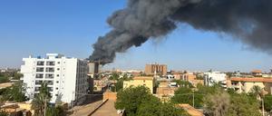 Detonation nahe des Flughafens in der sudanesischen Hauptstadt Khartum