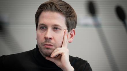 SPD-Generalsekretär Kevin Kühnert kritisiert Kai Wegner. 