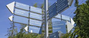 Wo gehts hier zur Uni? Zwischen den großen staatlichen Hochschulen (hier die FU) und den privaten gibt es Unterschiede.