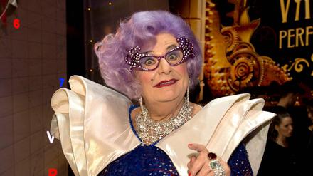 Barry Humphries in seiner Rolle als Dame Edna im Jahr 2013.