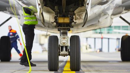 Die Entwicklung von alternativen Antriebskonzepten für Flugzeuge könnte noch viele Jahre dauern.