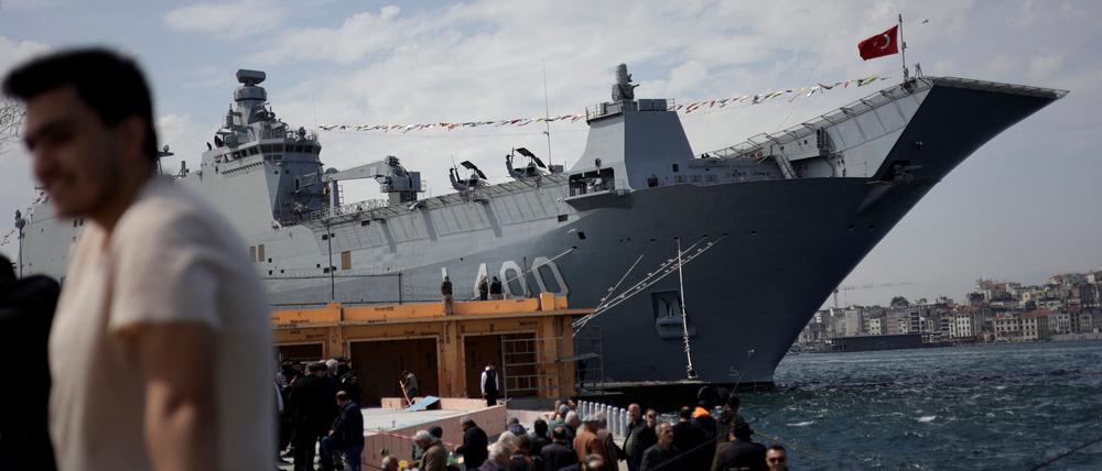 Die TCG Anadolu, das neue Kriegsschiff der Türkei.