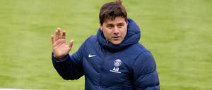 Trainer Mauricio Pochettino beim Abschlusstraining von Paris Saint-Germain in der Allianz Arena.