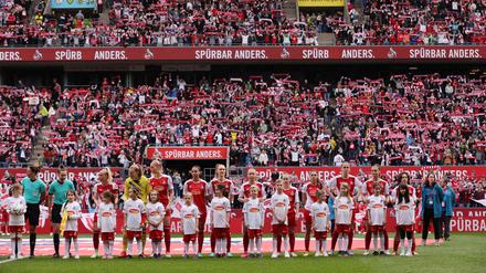 Rekordkulisse beim Spiel zwischen Köln und Frankfurt.
