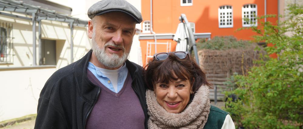 Konzertveranstalter Rainer Mohr und Brigitte Arndt, die Gründerin des Künstlerhofs Alt-Lietzow 12, kennen sich seit vielen Jahren.