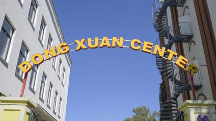 Dong Xuan Center, Herzbergstraße, Lichtenberg, Berlin.