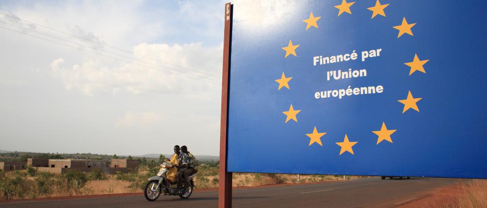 Von der EU geförderter Straßenbau in Mali (2008): Europa scheint sich nicht im Klaren zu sein, was es will.