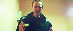 Alexej Nawalny, Kremlgegner aus Russland, ist per Videolink bei einer Anhörung auf einem Monitor im Moskauer Bezirksgericht Babushkinsky zu sehen.