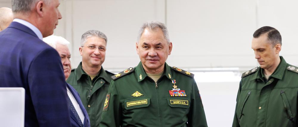 Russlands Verteidigungsminister Schoigu glaubt an den Sieg. 