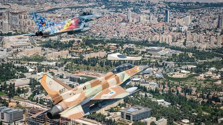 Am Mittwoch überflogen deutsche und israelische Kampfjets Jerusalem.