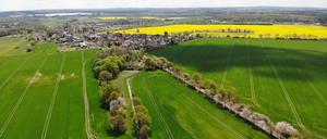 Blick auf Satzkorn im Frühling. Doch das Idyll des Potsdamer Ortsteils ist bedroht.