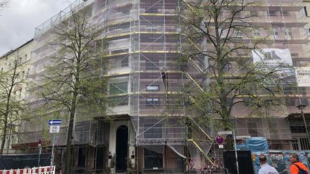 Die Baustelle in der Zionskirchstraße 22/24, kurz nach dem tödlichen Unfall.