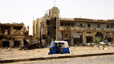 Zerstörte Gebäude im Norden der sudanesischen Hauptstadt Khartoum 