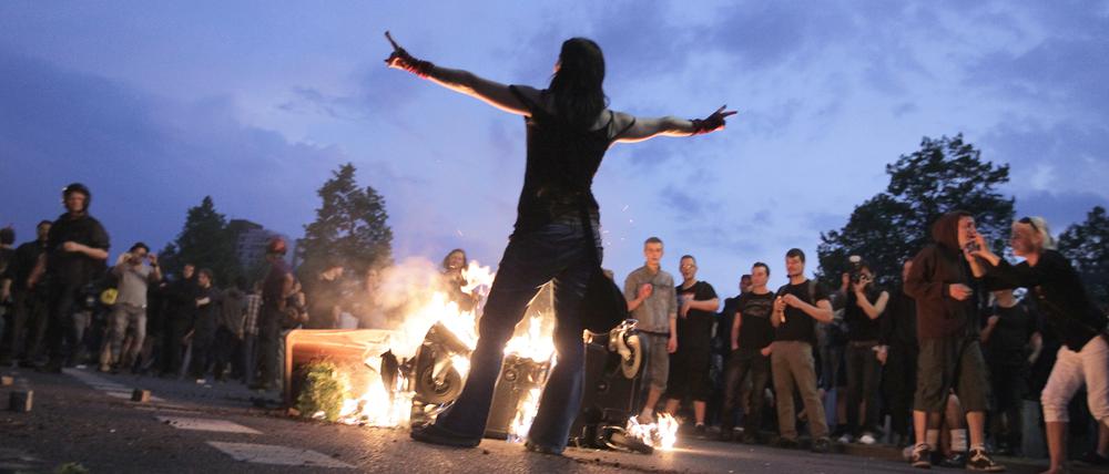 Teilnehmer der „Revolutionären 1. Mai-Demonstration“ 2012.
