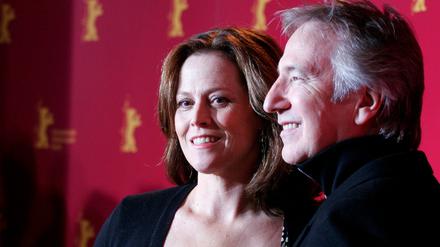 Alan Rickman, hier mit Sigourney Weaver auf der Berlinale 2006. 