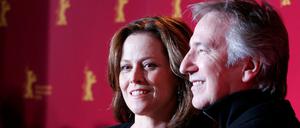 Alan Rickman, hier mit Sigourney Weaver auf der Berlinale 2006. 