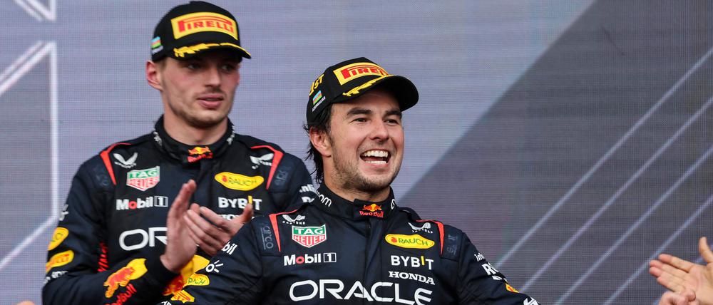 Perez jubelt und Verstappen applaudiert – noch.