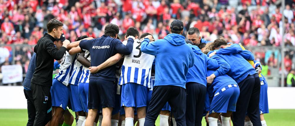 Die Wiederentdeckung des Teamgeistes. Hertha BSC will sich trotz prekärer Lage noch lange nicht aufgeben.