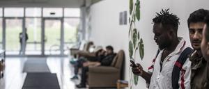 Offizielle Eröffnung New Cafe in der Gemeinschaftsunterkunft für Flüchtlinge, Nidderau.