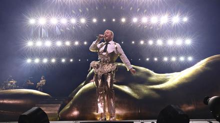 Sam Smith beim Auftritt in der Mercedes Benz Arena.