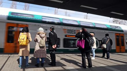 Fast jeder zweite Potsdamer pendelt zur Arbeit