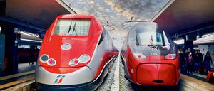 Ein Frecciarossa-Schnellzug der Ex-Staatsbahn Trenitalia (links) und ein schneller der privaten Konkurrenz Italo. Italo verbannt Räder nicht.