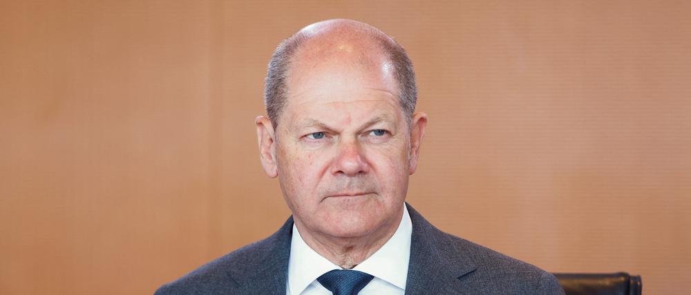 Was, wenn nicht die Bewahrung des Grundrechts auf Asyl sollte für den Kanzler „Chefsache“ sein?