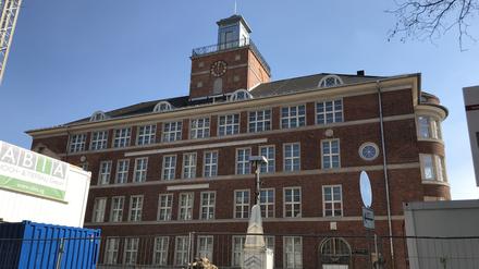 Der einzigartige Altbau des Luise-Henriette-Gymnasiums wird vorbildlich saniert.