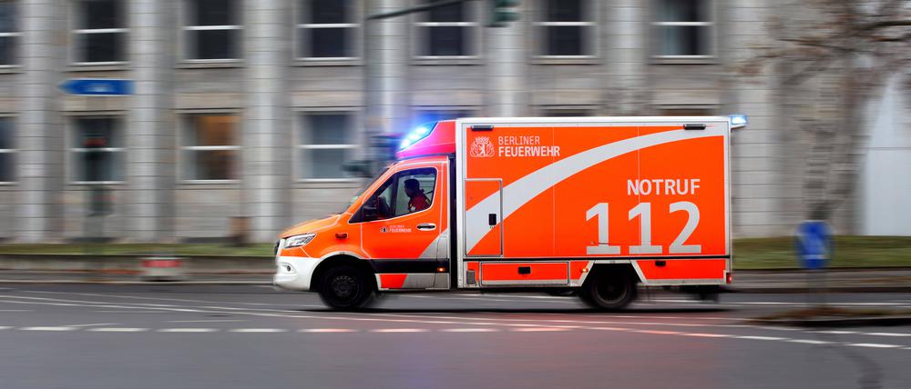 Die Feuerwehr unterwegs zu einem Einsatz.