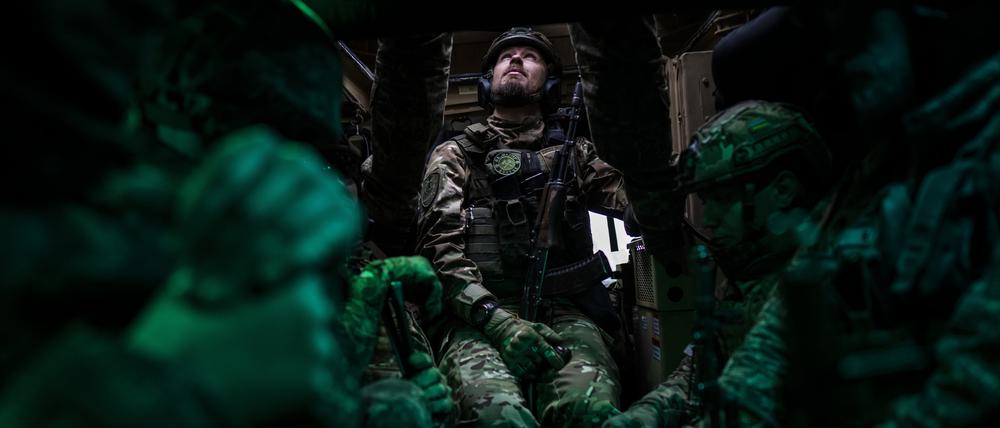 Soldaten der ukrainischen Nationalgarde der «Bureviy-Brigade» nehmen an einer Militärübung teil. 