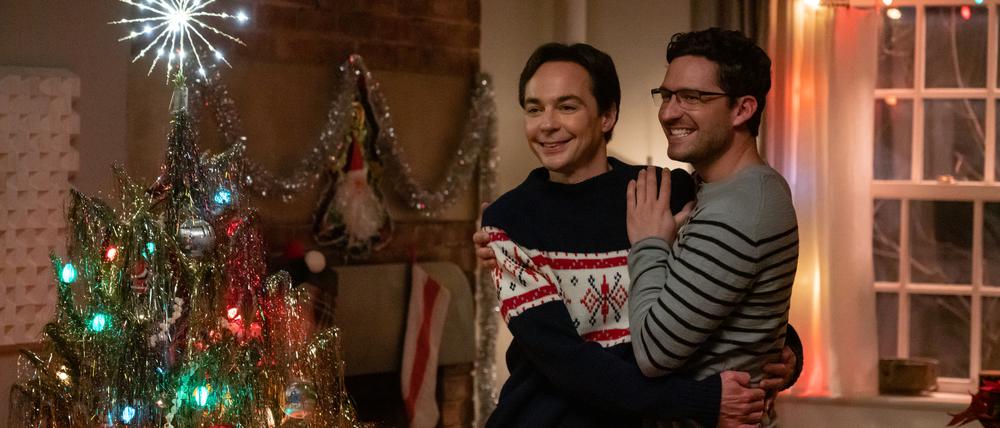 Ein noch glückliches Paar: Jim Parsons als Michael Ausiello und Ben Aldridge als Kit Cowan in Michael Showalter’s Film „Spoiler Alert“. 