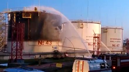 Vier Drohnen griffen bereits im Mai 2023 eine Ölraffinerie in der Region Krasnodar im Süden Russlands an.