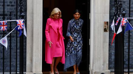 Anstelle des US-Präsidenten nimmt seine Frau Jill Biden an der Krönung teil. Hier mit Akshata Murty, der Ehefrau des britischen Premierministers Rishi Sunak.