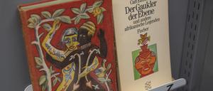 „Afrikanische Märchen“ vom Fischerverlag in der Ausstellung „Literatur als koloniale Beute?“, FU Berlin. 