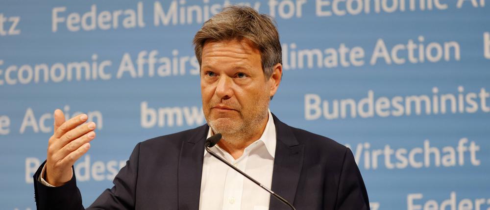 Pressekonferenz mit Robert Habeck nach dem zweiten Photovoltaik-Gipfel.