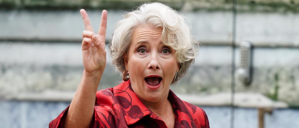 Dame Emma Thompson, Schauspielerin aus Großbritannien, kommt vor der Krönungszeremonie von König Charles III. und Königin Camilla in der Westminster Abbey an. 