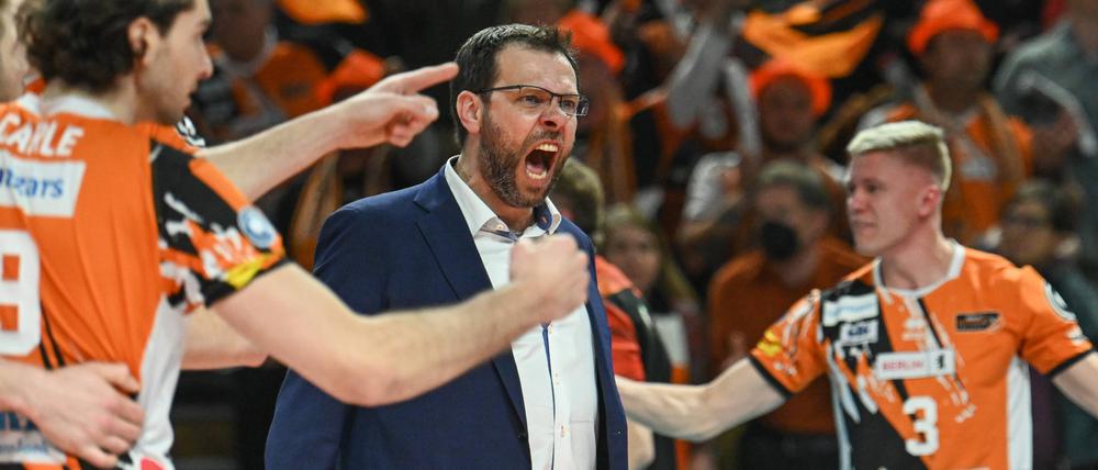 Cédric Ènard schrie seine Freude hinaus.