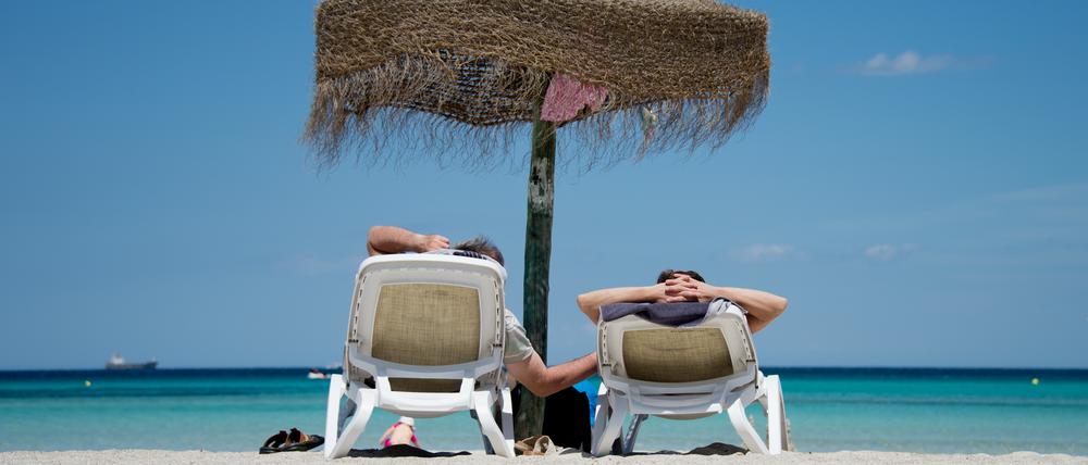 Viele Bundesbürger freuen sich auf den Sommerurlaub – am besten mit einer Schnäppchen-Reise.