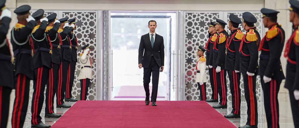 Baschar al-Assad, Präsident von Syrien, kommt zu einer Zeremonie im Präsidentenpalast an.