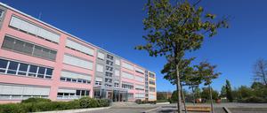 Schulcampus im Wohngebiet "Am Stern" Potsdam. Leibniz-Gymnasium.