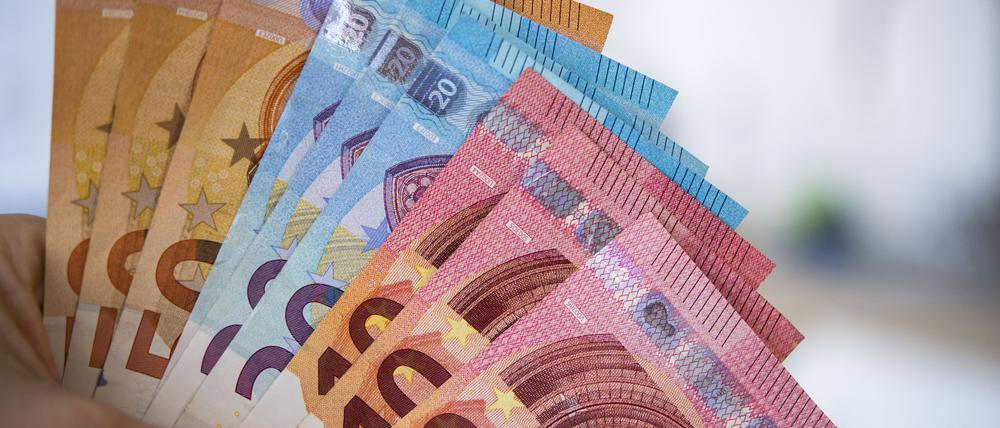 Beim Tagesgeld bringen Banken derzeit ständig neue Angebote auf den Markt.