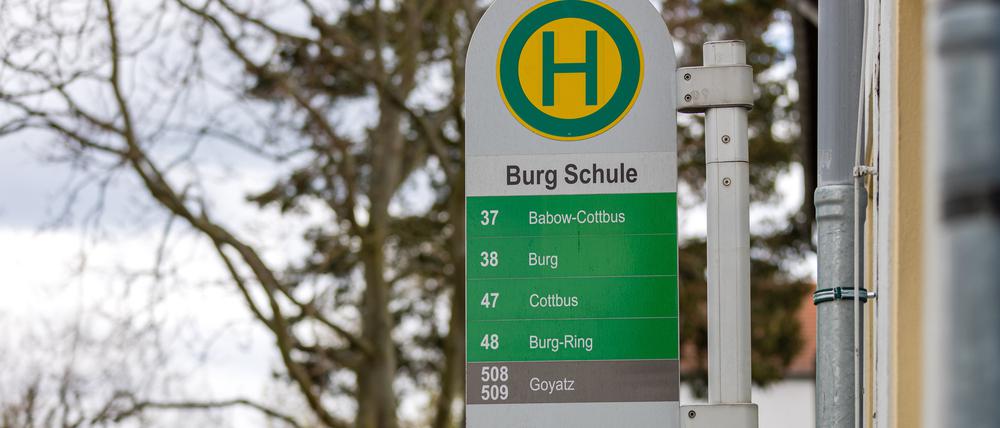 Der Brandbrief zweier Lehrkräfte einer Schule in Burg entfachte eine Debatte über den Umgang mit Rechtsextremismus in Brandenburg.