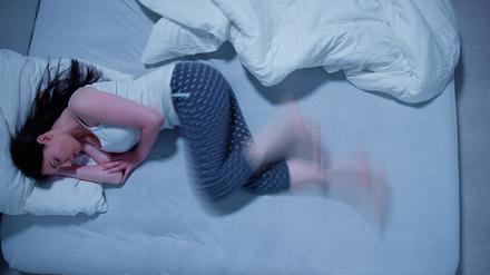 Wer seine Träume in der Nacht körperlich auslebt, erkrankt später häufig an schweren neurodegenerativen Erkrankungen.
