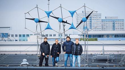 Das Team der Firma Mowea aus Prenzlauer Berg. Sie bauen Mikrowindanlagen.