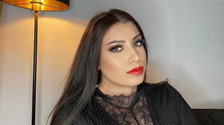 Yasemin Toprak kommt aus Duisburg.