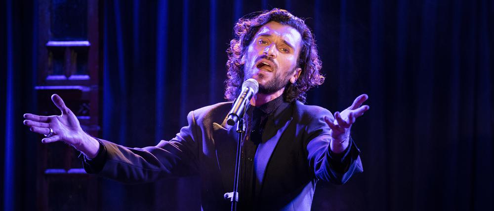 Keine Angst vor Pathos. Der Sänger und Schauspieler Vladimir Kornéev wurde 1987 in Georgien geboren.