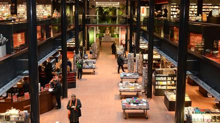 Einer breiten Öffentlichkeit bekannt ist Dussmann wegen des „Kulturkaufhauses“.  Das steuert allerdings nur einen kleinen Teil zum Gesamtumsatz bei.